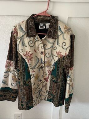 Vintage Phool Women's Small Tapestry Embroidered Button-down Jacket